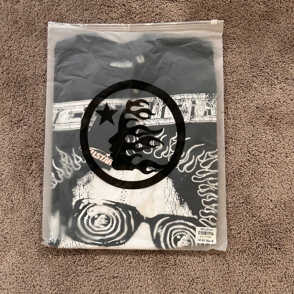 Hellstar “Burning Head” Tee Medium - image 1